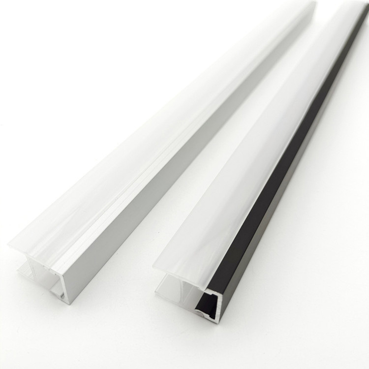 DUXERIT Aluminium profiles pro vitreo scrinium luminum